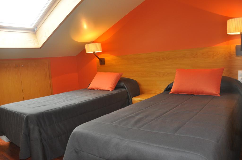 Apartaments Turistics Puigcerda - La Closa Room photo