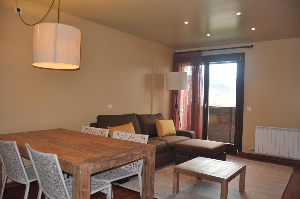 Apartaments Turistics Puigcerda - La Closa Room photo