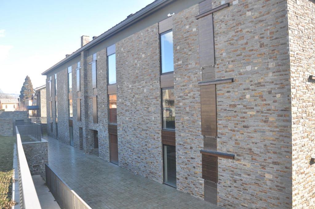 Apartaments Turistics Puigcerda - La Closa Exterior photo