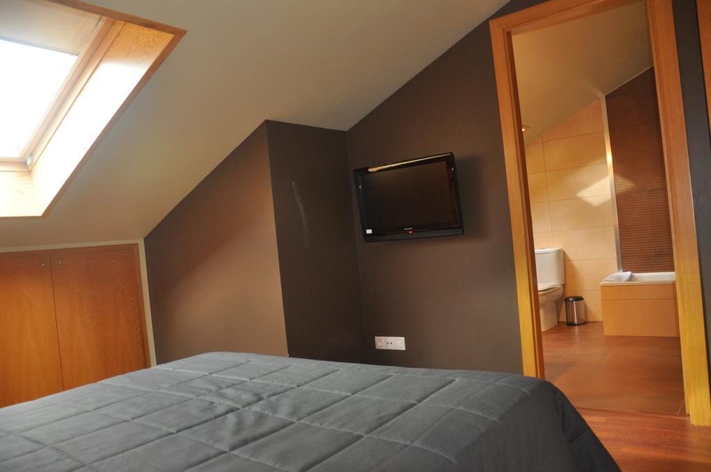 Apartaments Turistics Puigcerda - La Closa Exterior photo